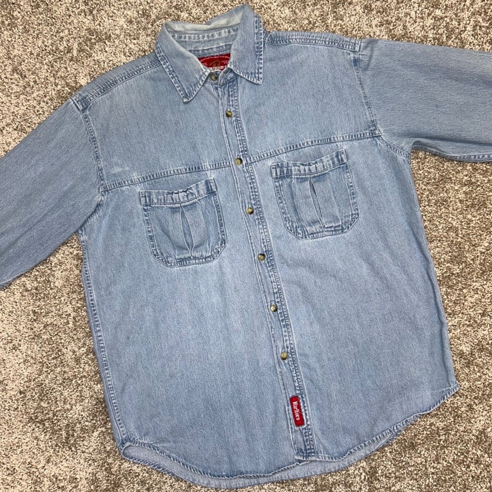 Vintage Marlboro Country Store Denim Shirt Men Size Medium Distressed Faded